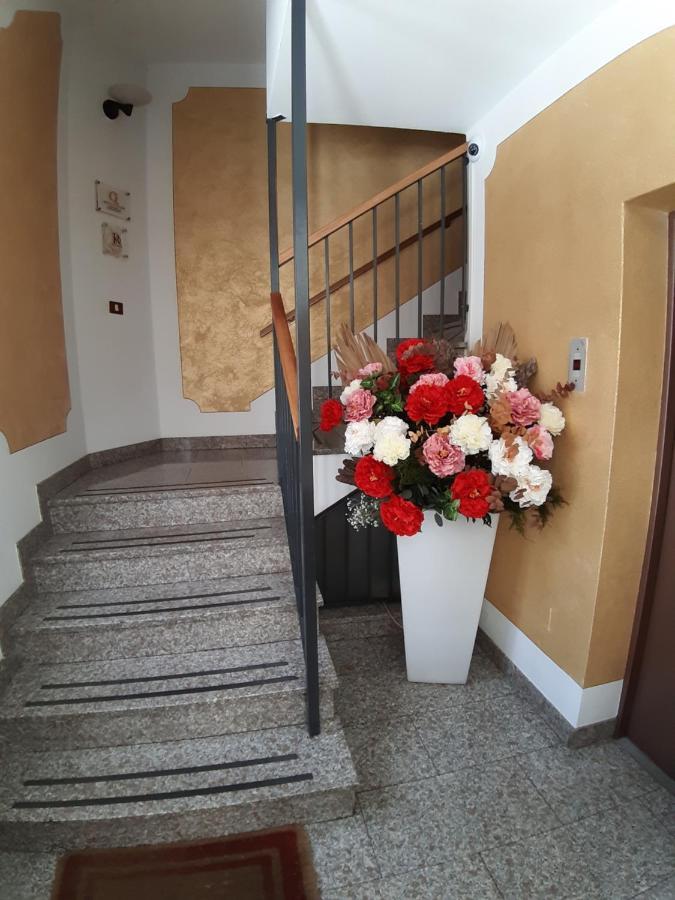 Hotel Ristorante Centrale 베스토네 외부 사진