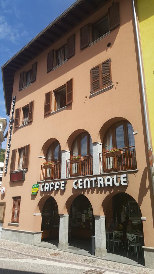 Hotel Ristorante Centrale 베스토네 외부 사진