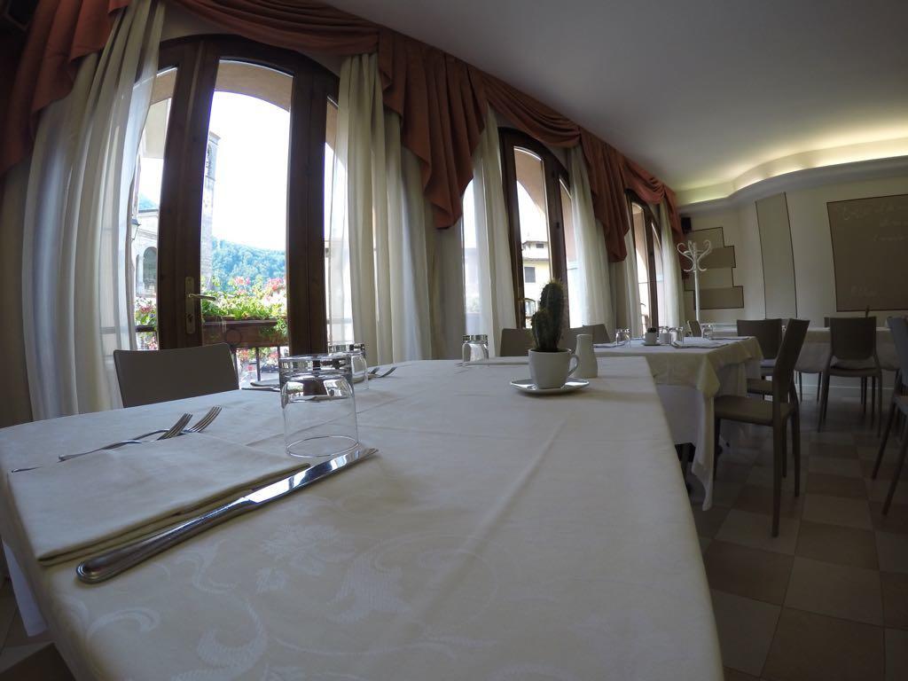 Hotel Ristorante Centrale 베스토네 외부 사진